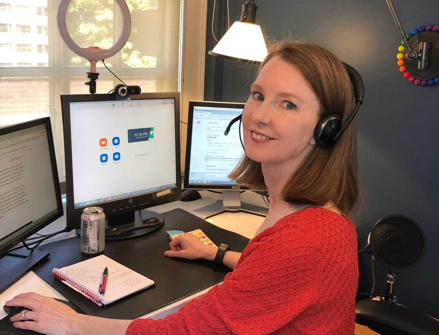 Grethcen working at desk_2